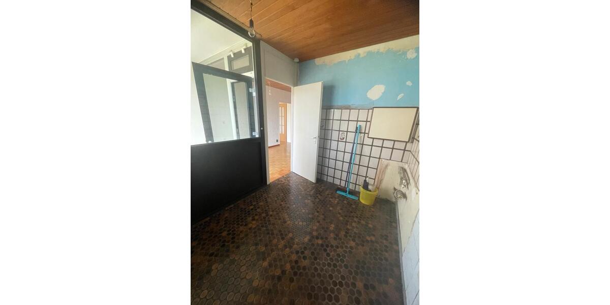 Hochparterre Düsseldorf Stadtbezirk 9 - 3.5 Zimmer, 77 m&sup2;, 220.000&euro; | Angebot:25933784