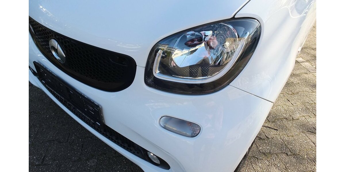 Smart ForTwo electric drive EQ PASSION KLIMAAUTOM SITZHE 35.255 km 10.804 &euro; Köln 50858