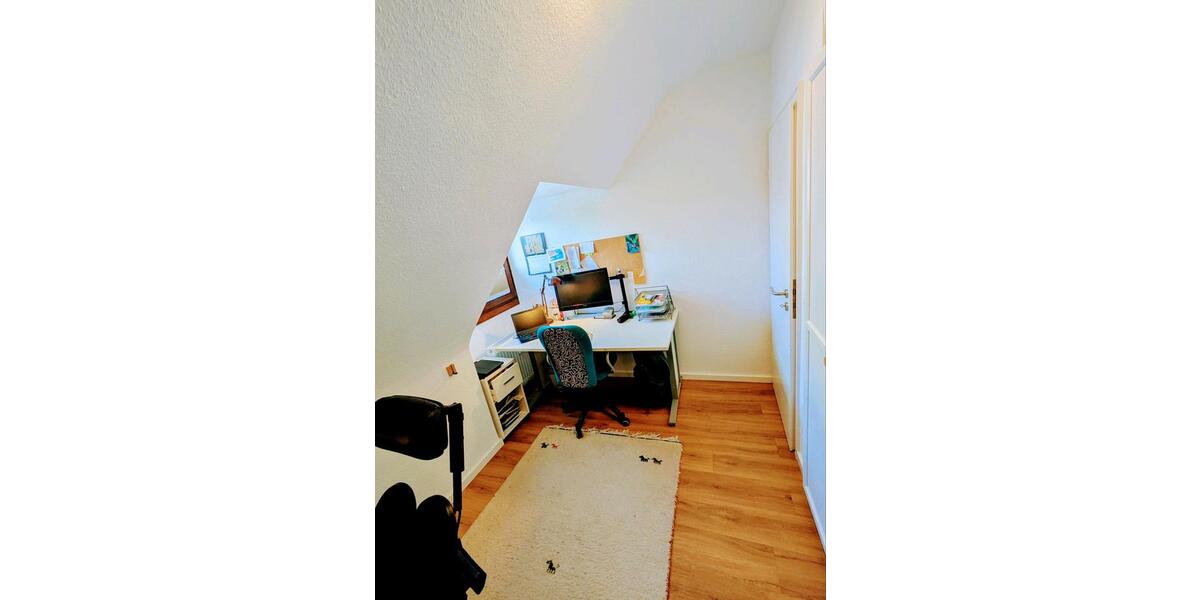Etagenwohnung Köln Lindenthal - 3 Zimmer, 65 m&sup2;, 1.250&euro; | Angebot:25749474