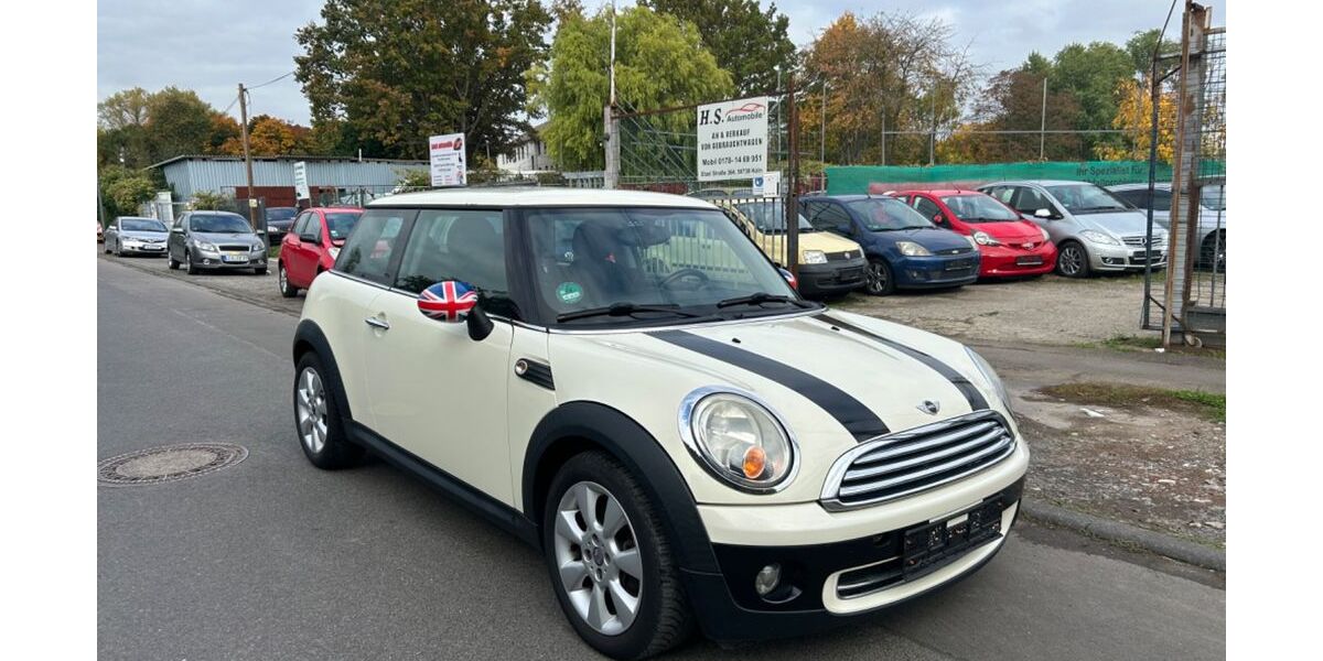 Mini ONE 158.000 km 3.999 &euro; Köln 50739