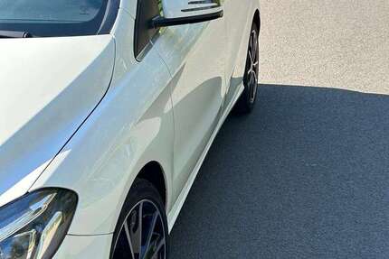 Mercedes-Benz B 180 131.000 km 13.777 &euro; Köln, Stadt 51145