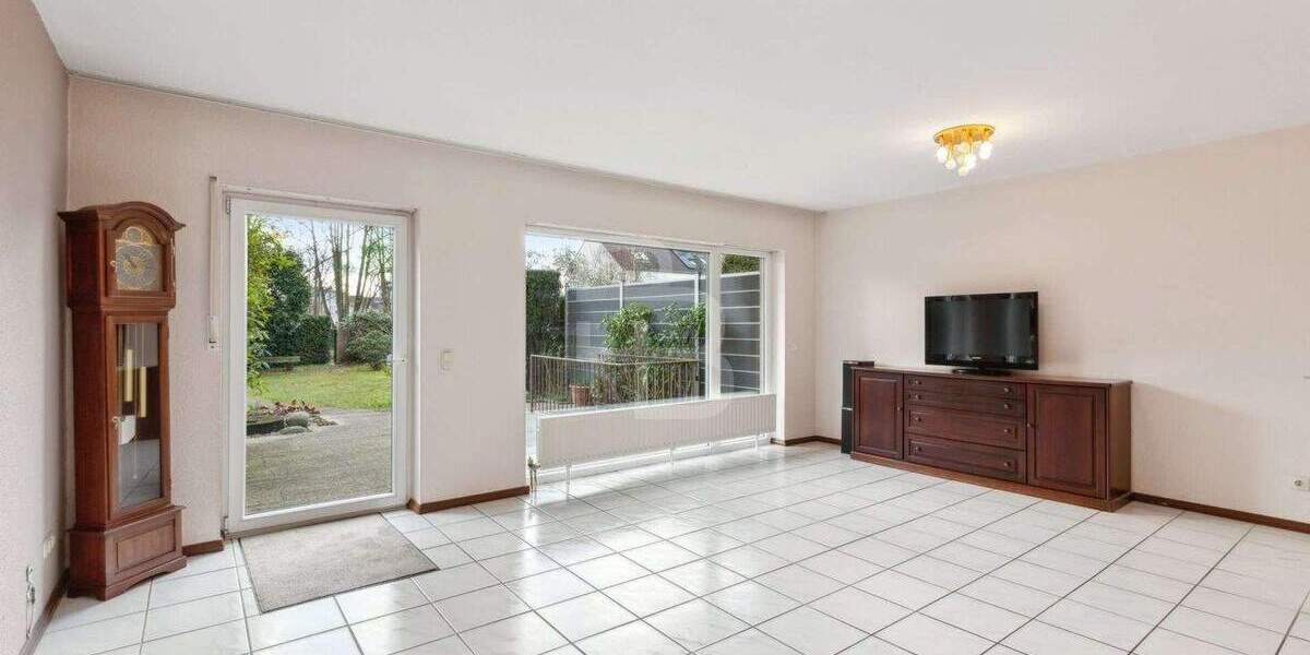 Reihenmittelhaus Köln Ensen - 5 Zimmer, 129 m&sup2;, 450.000&euro; | Angebot:25687062