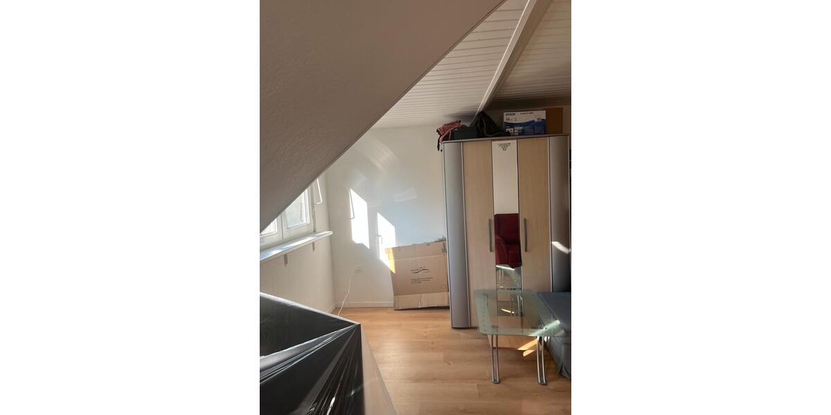 Etagenwohnung Düsseldorf Stadtbezirk 8 - 1 Zimmer, 29 m&sup2;, 557&euro; | Angebot:25782607