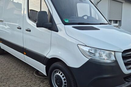 Mercedes-Benz Sprinter 85.000 km 25.990 &euro; Düsseldorf 40591
