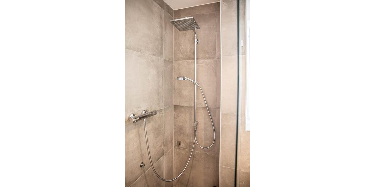 Einfamilienhaus Hilden - 8 Zimmer, 240 m&sup2;, 970.000&euro; | Angebot:25871721