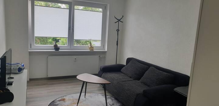 Etagenwohnung Köln Chorweiler - 1 Zimmer, 28 m&sup2;, 600&euro; | Angebot:26697863