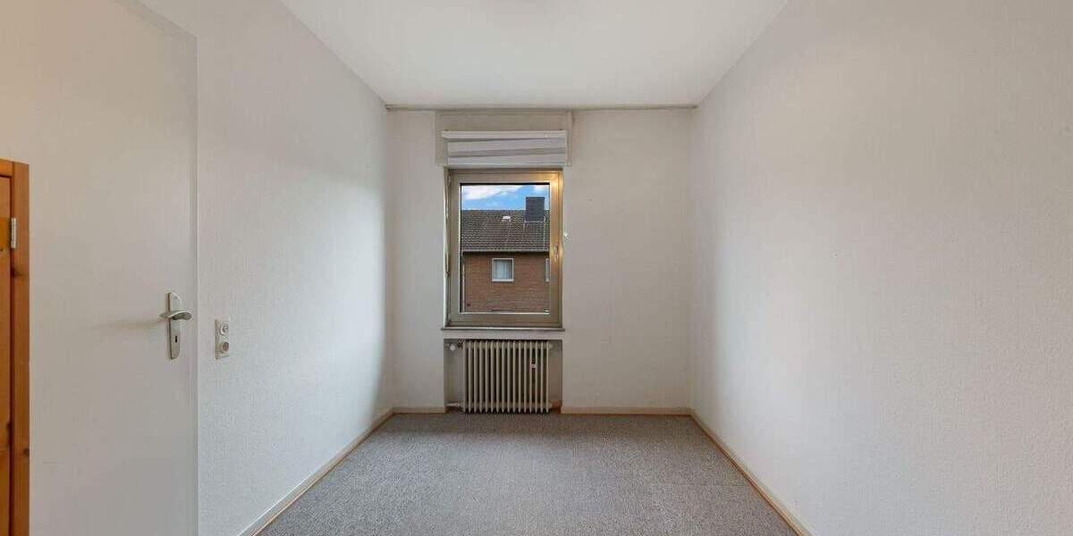 Reihenmittelhaus Korschenbroich - 7 Zimmer, 189 m&sup2;, 499.000&euro; | Angebot:25686404