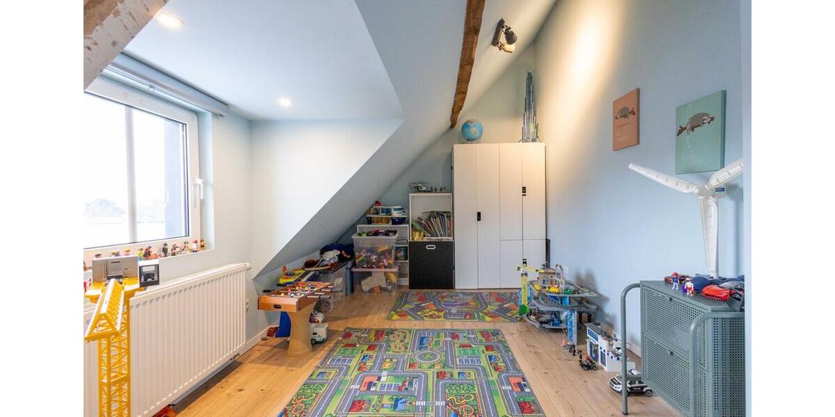 Etagenwohnung Jüchen - 4 Zimmer, 116 m&sup2;, 1.500&euro; | Angebot:24487686