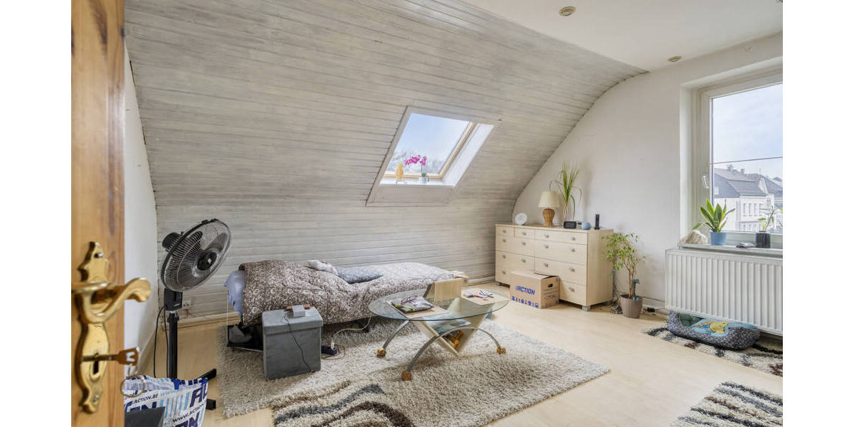 Handwerkerobjekt mit Potenzial in guter Lage von Solingen-Merscheid - Mehrfamilienhaus, Wohnhaus Solingen / Merscheid Merscheid | Angebot:26000750