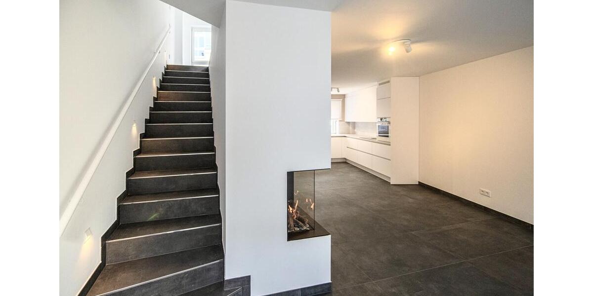 Einfamilienhaus Hilden - 3 Zimmer, 122 m&sup2;, 2.340&euro; | Angebot:23459204