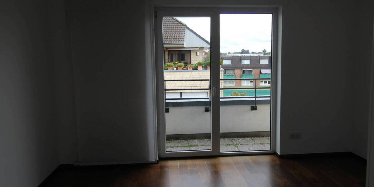 Etagenwohnung Langenfeld (Rheinland) Immigrath - 4 Zimmer, 158 m&sup2;, 600.000&euro; | Angebot:25665185