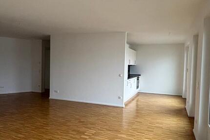 Wohnung Köln Mülheim - 3 Zimmer, 105 m&sup2;, 1.695&euro; | Angebot:25922401