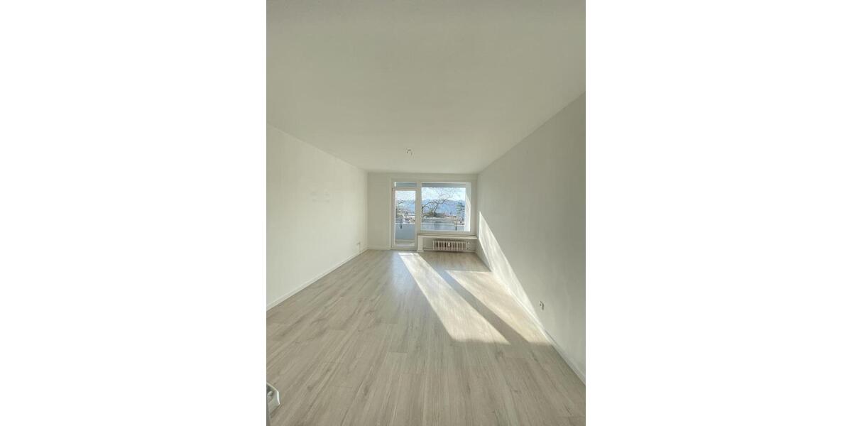 Etagenwohnung Solingen - 3 Zimmer, 73 m&sup2;, 779&euro; | Angebot:24489867