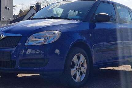 Skoda Fabia 142.000 km 3.950 &euro; Bergisch Gladbach 51469