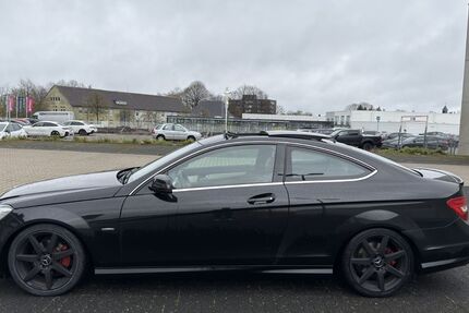 Mercedes-Benz C 220 185.000 km 12.600 &euro; Remscheid 42859