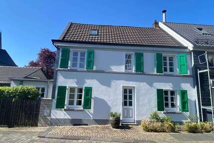 Haus Solingen Wald - 8 Zimmer, 95 m&sup2;, 198.000&euro; | Angebot:26645134