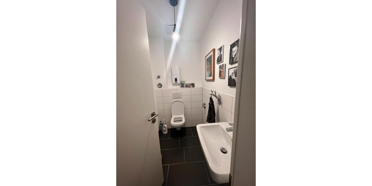 Etagenwohnung Köln Porz - 2 Zimmer, 82 m&sup2;, 1.300&euro; | Angebot:25719985