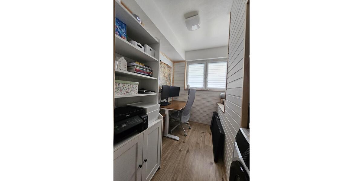 Erdgeschoßwohnung Köln Mülheim - 3.5 Zimmer, 80 m&sup2;, 1.550&euro; | Angebot:25947617