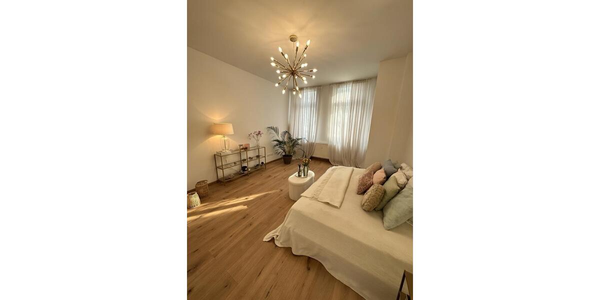 Etagenwohnung Düsseldorf Flingern Süd - 1 Zimmer, 38 m&sup2;, 1.650&euro; | Angebot:26122134