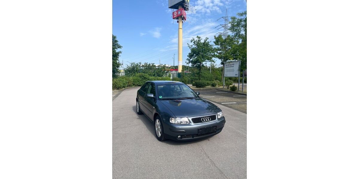 Audi A3 39.900 km 7.999 &euro; Düsseldorf 40589