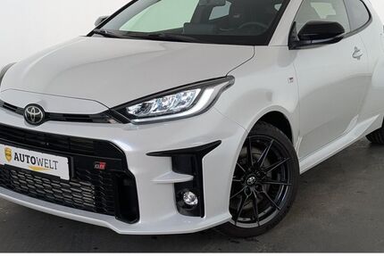 Toyota Yaris 5.250 km 39.360 &euro; Düsseldorf 40599