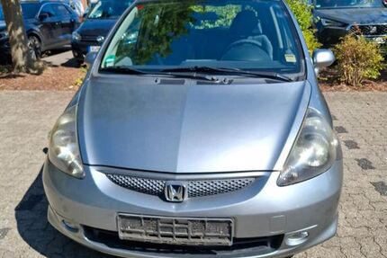Honda Jazz 151.500 km 2.250 &euro; Bergisch Gladbach 51467