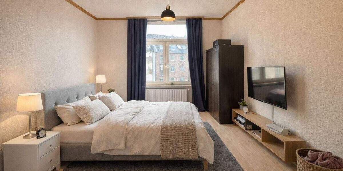 Etagenwohnung Düsseldorf Bilk - 2 Zimmer, 66 m&sup2;, 249.000&euro; | Angebot:25738936