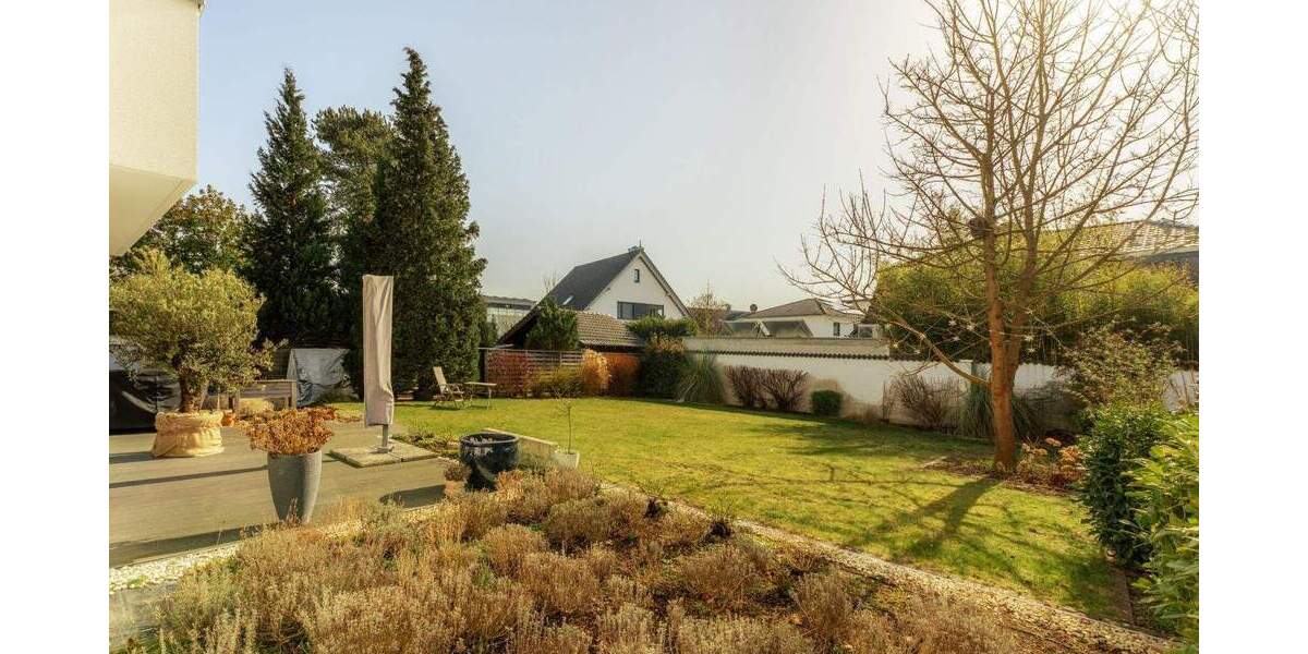 Etagenwohnung Bergisch Gladbach Refrath - 3 Zimmer, 117 m&sup2;, 640.000&euro; | Angebot:25738469