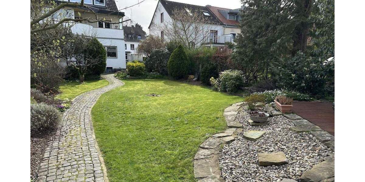Mehrfamilienhaus, Wohnhaus Köln Holweide Holweide - 9 Zimmer, 195 m&sup2;, 785.000&euro; | Angebot:25778833
