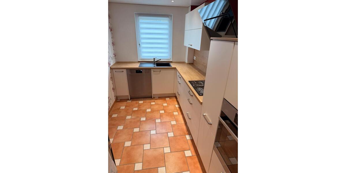 Erdgeschoßwohnung Odenthal - 3 Zimmer, 85 m&sup2;, 1.200&euro; | Angebot:26546049