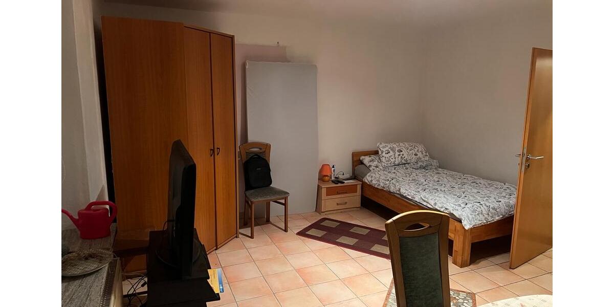 Etagenwohnung Remscheid - 1 Zimmer, 38 m&sup2;, 430&euro; | Angebot:24744783