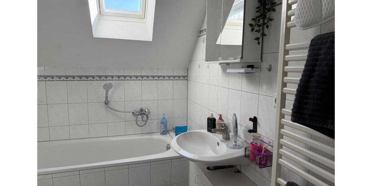 Einfamilienhaus Leverkusen Schlebusch - 4 Zimmer, 245 m&sup2;, 2.700&euro; | Angebot:25374192