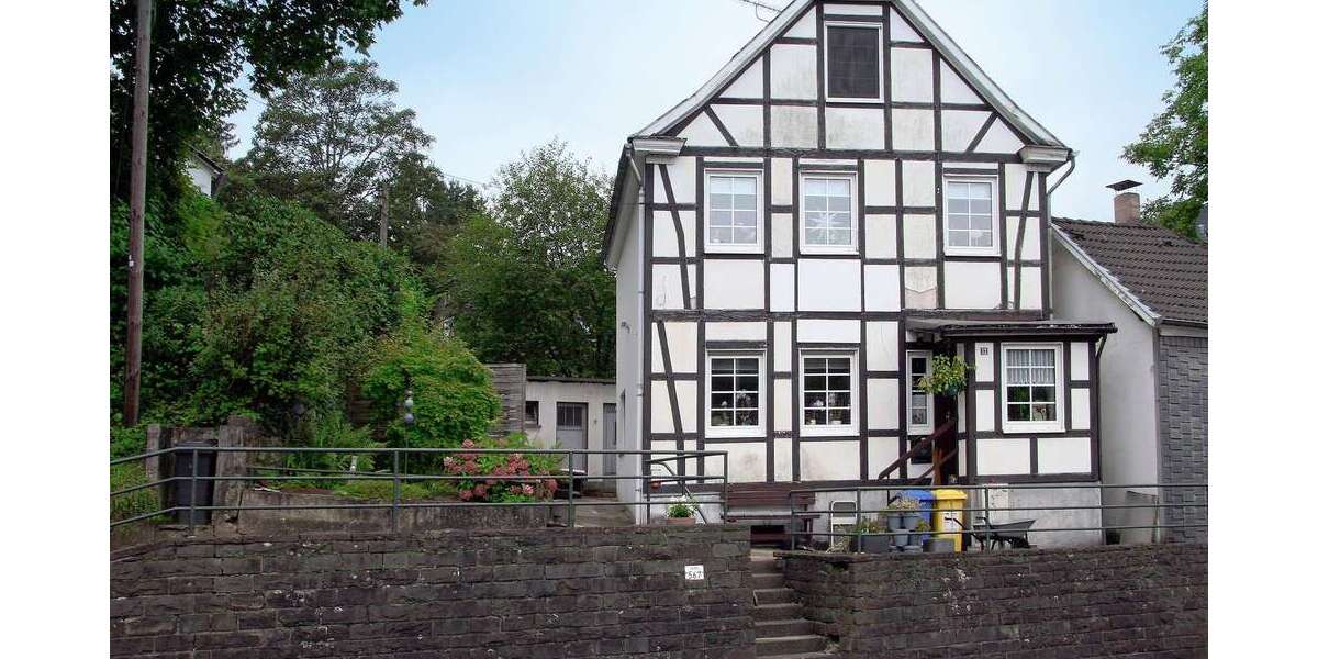 Einfamilienhaus Solingen - 5 Zimmer, 102 m&sup2;, 258.000&euro; | Angebot:26689792