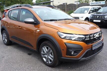 Dacia Sandero 8.600 km 16.980 &euro; Solingen 42651