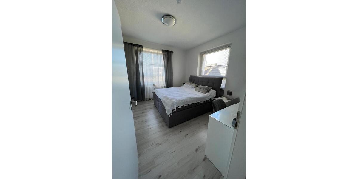 Etagenwohnung Remscheid - 3 Zimmer, 75 m&sup2;, 850&euro; | Angebot:25934316