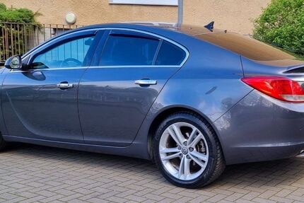Opel Insignia 264.500 km 4.000 &euro; Köln nieh 50733