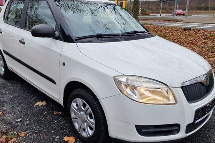 Skoda Fabia 88.000 km 3.999 &euro; Köln 51107