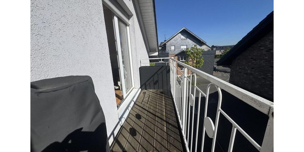 Dachgeschoßwohnung Leverkusen Bergisch Neukirchen - 2 Zimmer, 82 m&sup2;, 850&euro; | Angebot:26424002