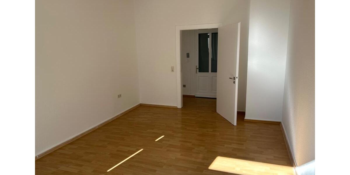 Etagenwohnung Remscheid - 2 Zimmer, 61 m&sup2;, 450&euro; | Angebot:25981153
