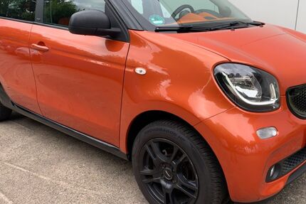 Smart ForFour 59.881 km 10.895 &euro; Köln 51107
