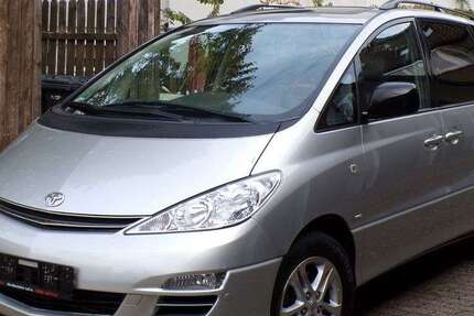 Toyota Previa 218.000 km 6.840 &euro; Düsseldorf 40468