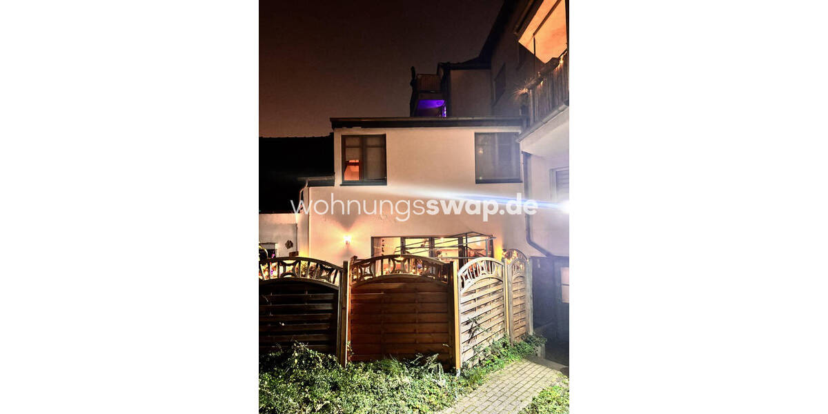 Etagenwohnung Köln Niehl - 3 Zimmer, 94 m&sup2;, 1.050&euro; | Angebot:26013415