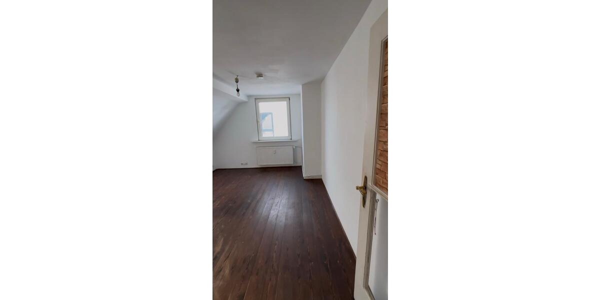 Etagenwohnung Köln Nippes - 4 Zimmer, 104 m&sup2;, 1.400&euro; | Angebot:25994193