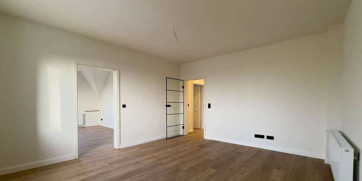 Etagenwohnung Solingen Wald - 4 Zimmer, 94 m&sup2;, 269.000&euro; | Angebot:25987026