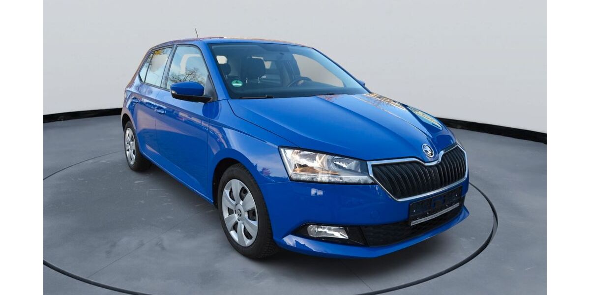 Skoda Fabia 41.000 km 9.500 &euro; Bergisch Gladbach 51469