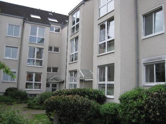 Dachgeschoßwohnung Köln Rodenkirchen - 2 Zimmer, 62 m&sup2;, 714&euro; | Angebot:25679105