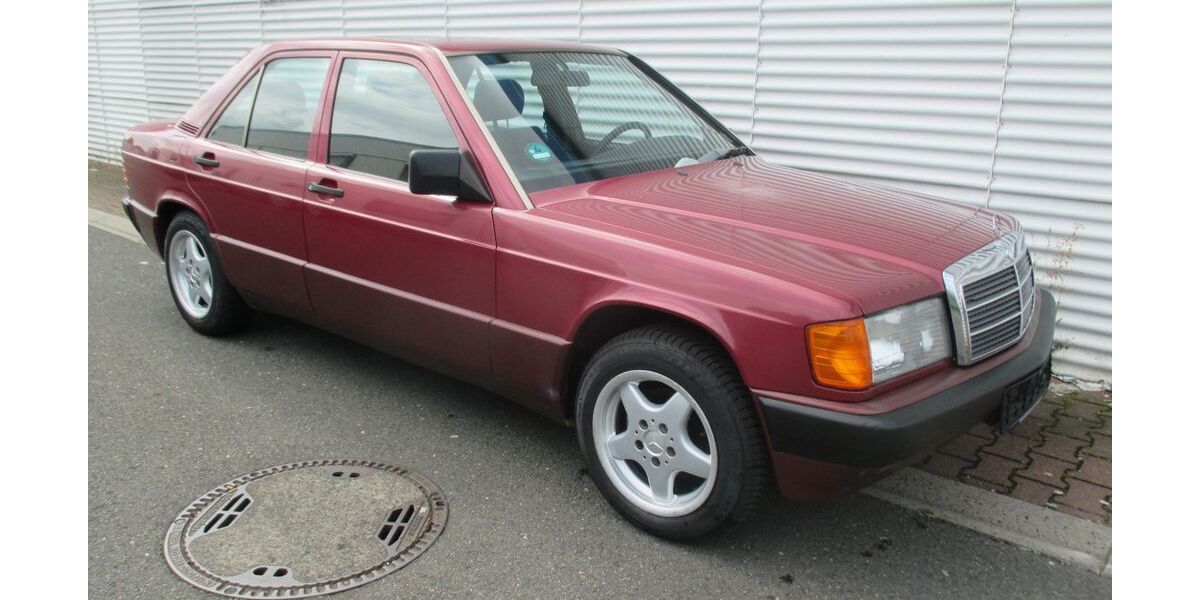 Mercedes-Benz 190 113.195 km 5.988 &euro; Köln 50933