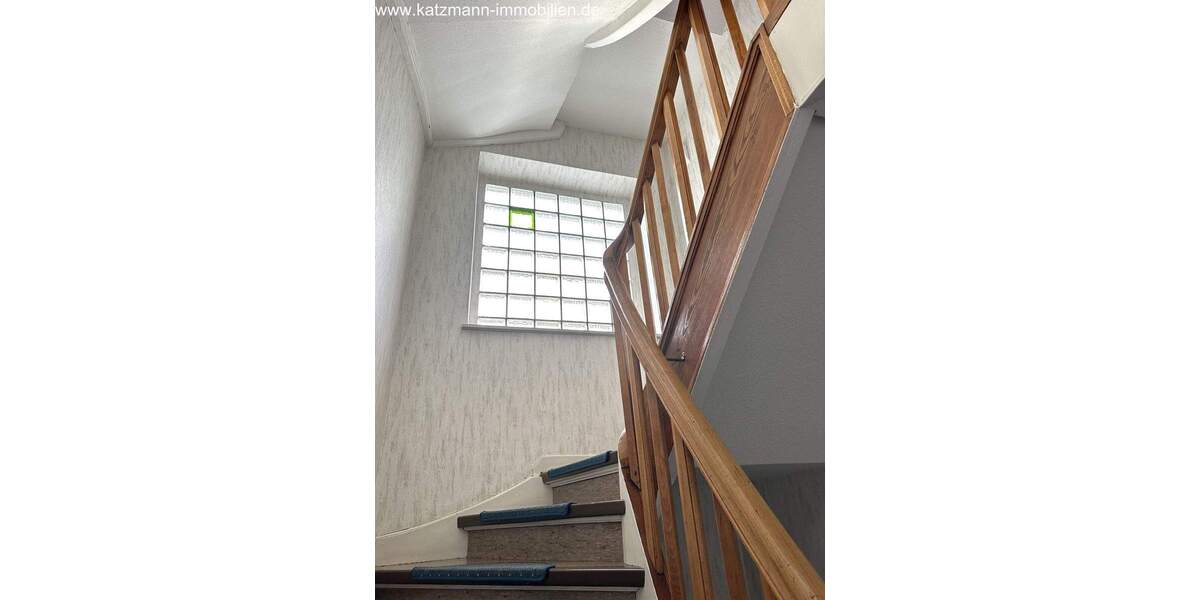 Mehrfamilienhaus, Wohnhaus Hürth Gleuel - 9 Zimmer, 218 m&sup2;, 550.000&euro; | Angebot:25802258