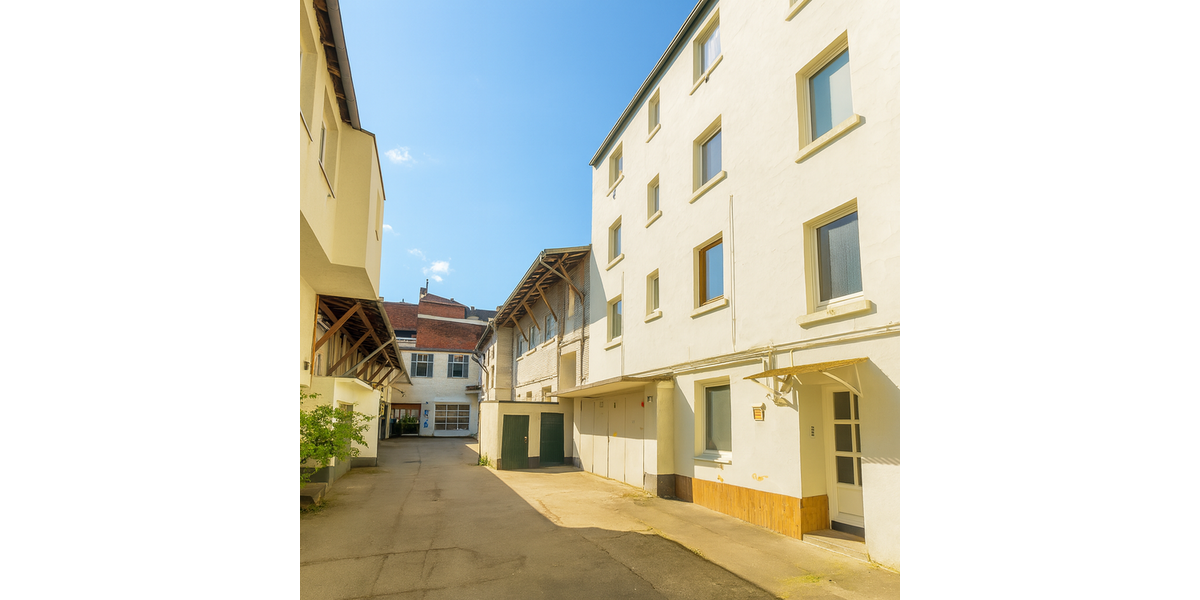 Einfamilienhaus Düsseldorf Pempelfort - 8 Zimmer, 200 m&sup2;, 720.000&euro; | Angebot:25639447