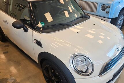 Mini ONE 144.500 km 5.600 &euro; Bergisch Gladbach 51465